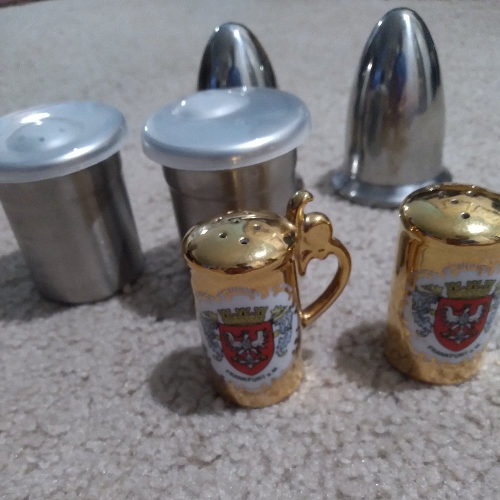3 Vintage Salt / Pepper Shakers